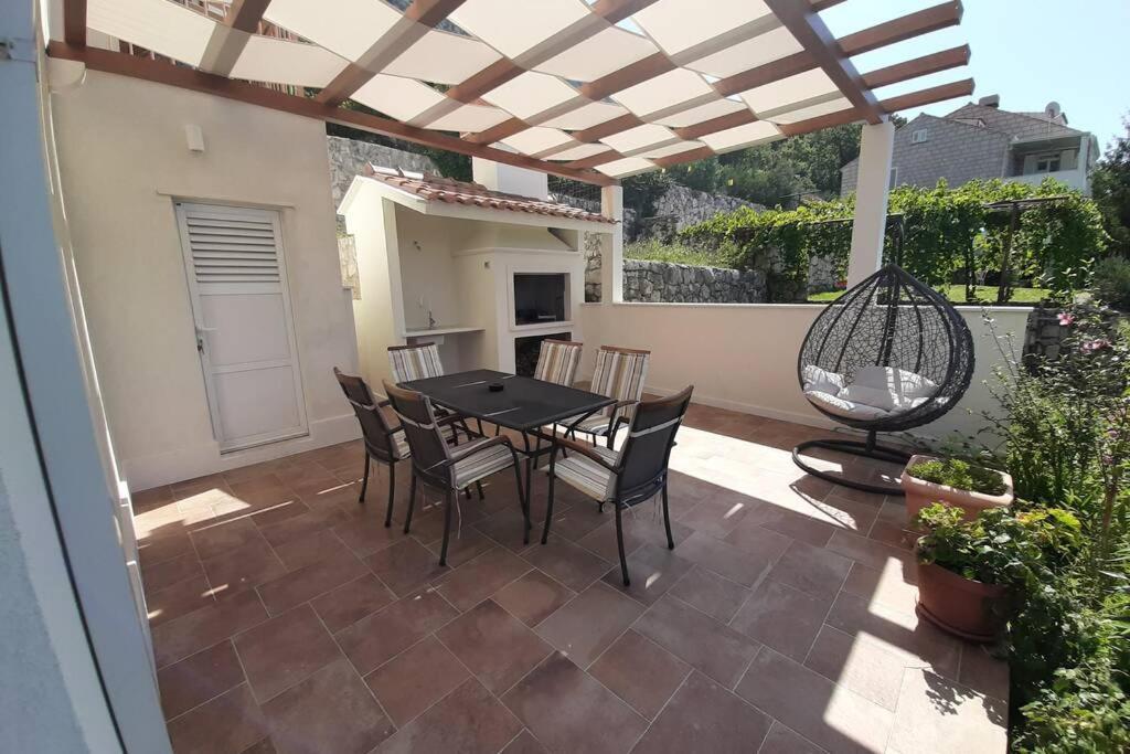 Villa Pergola -Apartment Roko Млини Екстер'єр фото