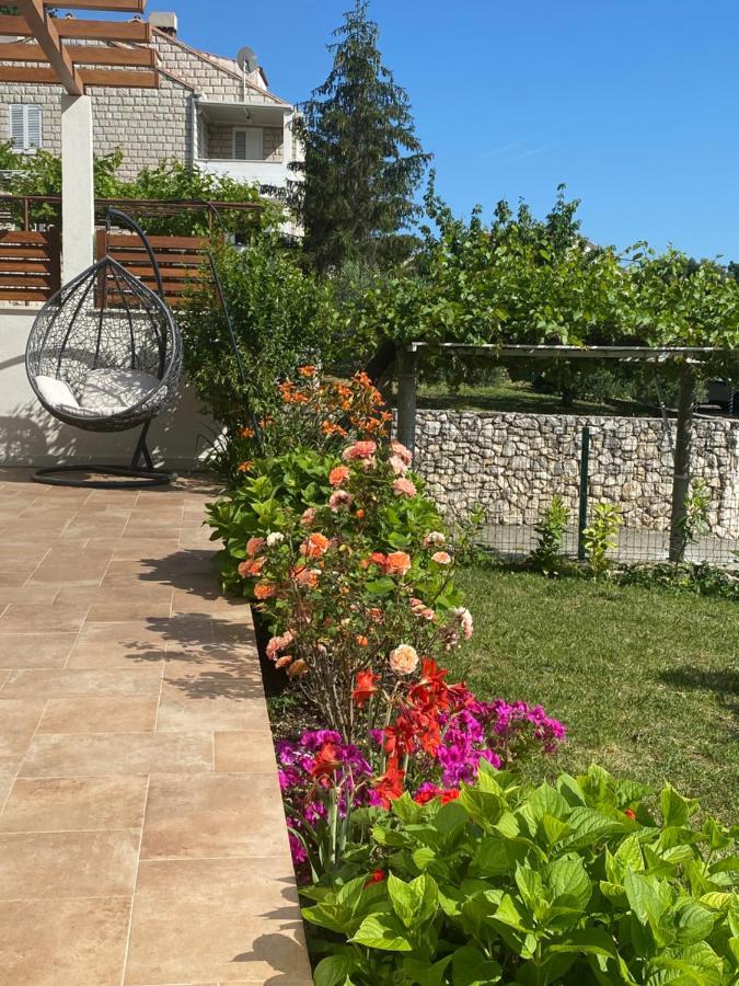 Villa Pergola -Apartment Roko Млини Екстер'єр фото